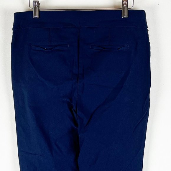 2/$20 Chico’s Flat Front Cropped Pant 1R - Picture 5 of 5